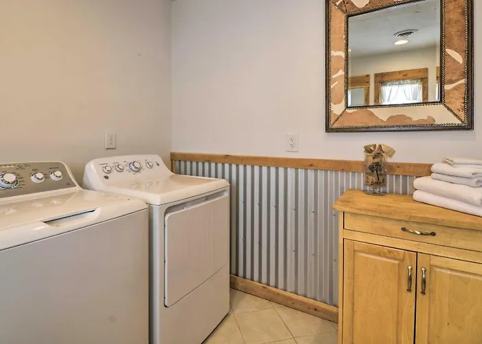 Private Ranch Retreat W/ Mountain Views! Clark