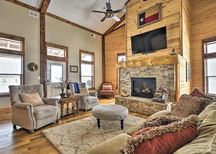 Private Ranch Retreat W/ Mountain Views! *