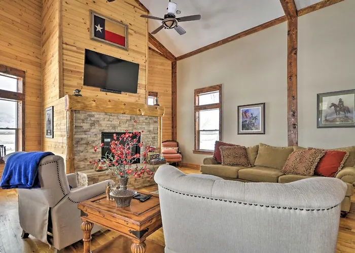 Private Ranch Retreat W/ Mountain Views! Сasa de vacaciones Clark