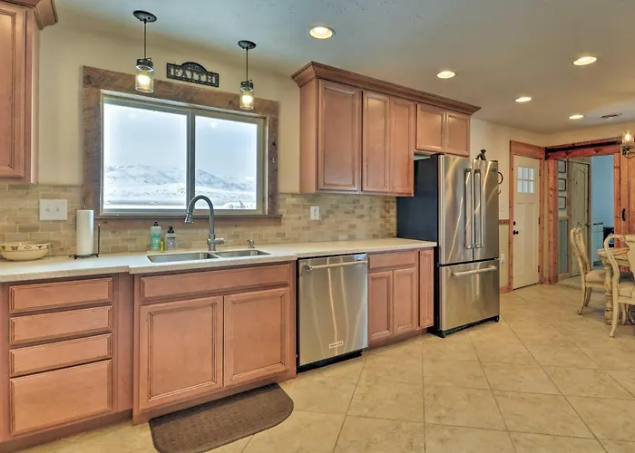 Private Ranch Retreat W/ Mountain Views! * Clark